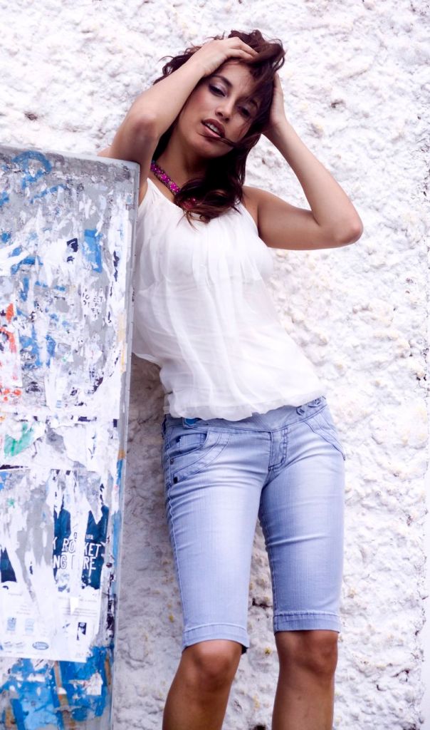 Ri19Jeans Verão 2008 | Produção de Moda: Jorge Marcelo Oliveira | Fotografia: Azael Bild| Beleza: Tandi Steinle | Modelos: Kelly Moraes, Adriana Mara, Aline Lago, Aline Santos, Thiago Magalhães, JocastaCosta, Camila Helen Grant - 2008