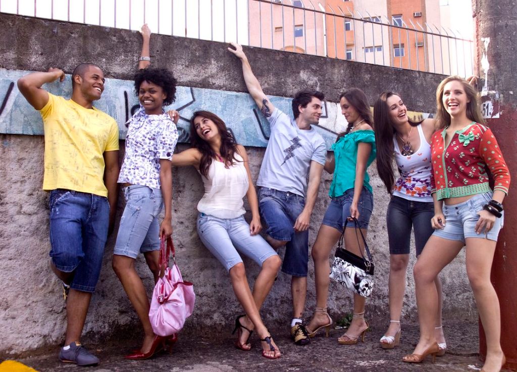 Ri19Jeans Verão 2008 | Produção de Moda: Jorge Marcelo Oliveira | Fotografia: Azael Bild| Beleza: Tandi Steinle | Modelos: Kelly Moraes, Adriana Mara, Aline Lago, Aline Santos, Thiago Magalhães, JocastaCosta, Camila Helen Grant - 2008