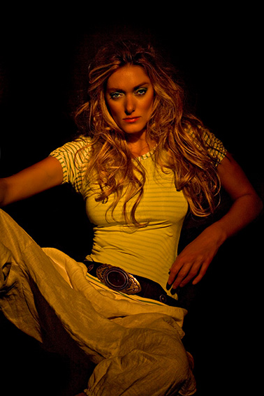 Book Elisa Vendramini | Edição de Estilo: Jorge Marcelo Oliveira | Fotografia: Tácito | Beleza: Tandi Steinle  Jan 2009